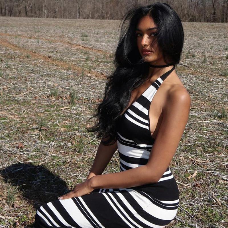 Women's Sexy Halter Backless Maxi Dress Black and White Striped V-Neck Bodycon Long Dress For Summer Party Vacation Holiday Clubwear Sleeveless Dress