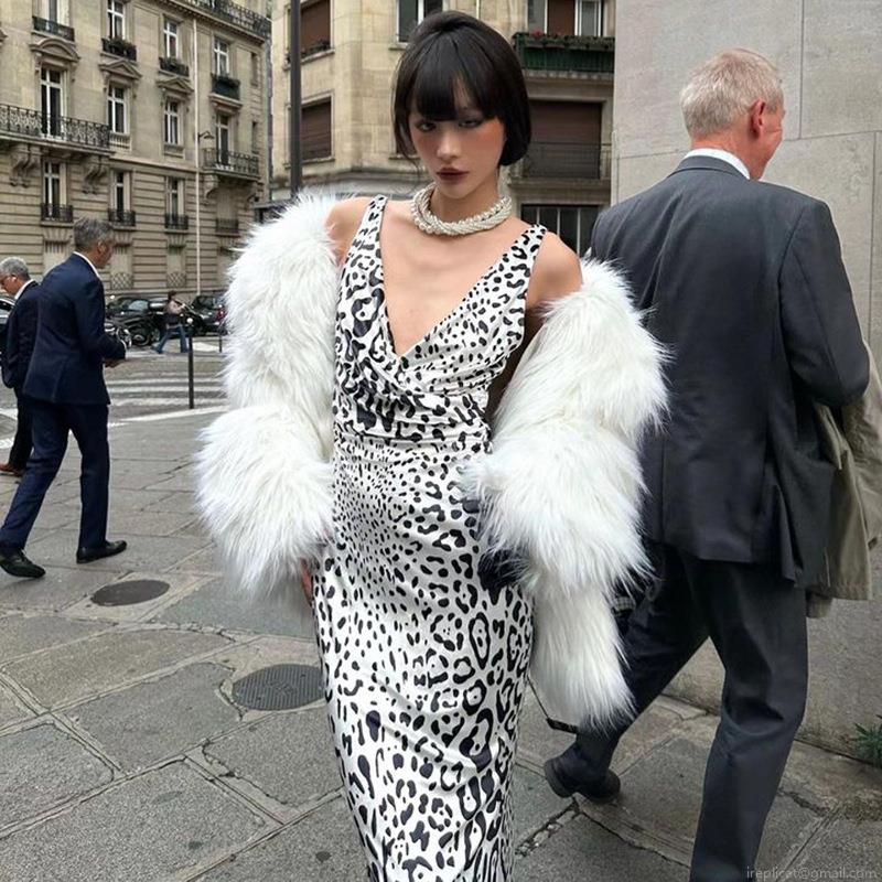 Women's Sexy Leopard Print Satin Maxi Dress Backless V Neck Sleeveless Slit Long Slip Dress For Party Club Evening Streetwear