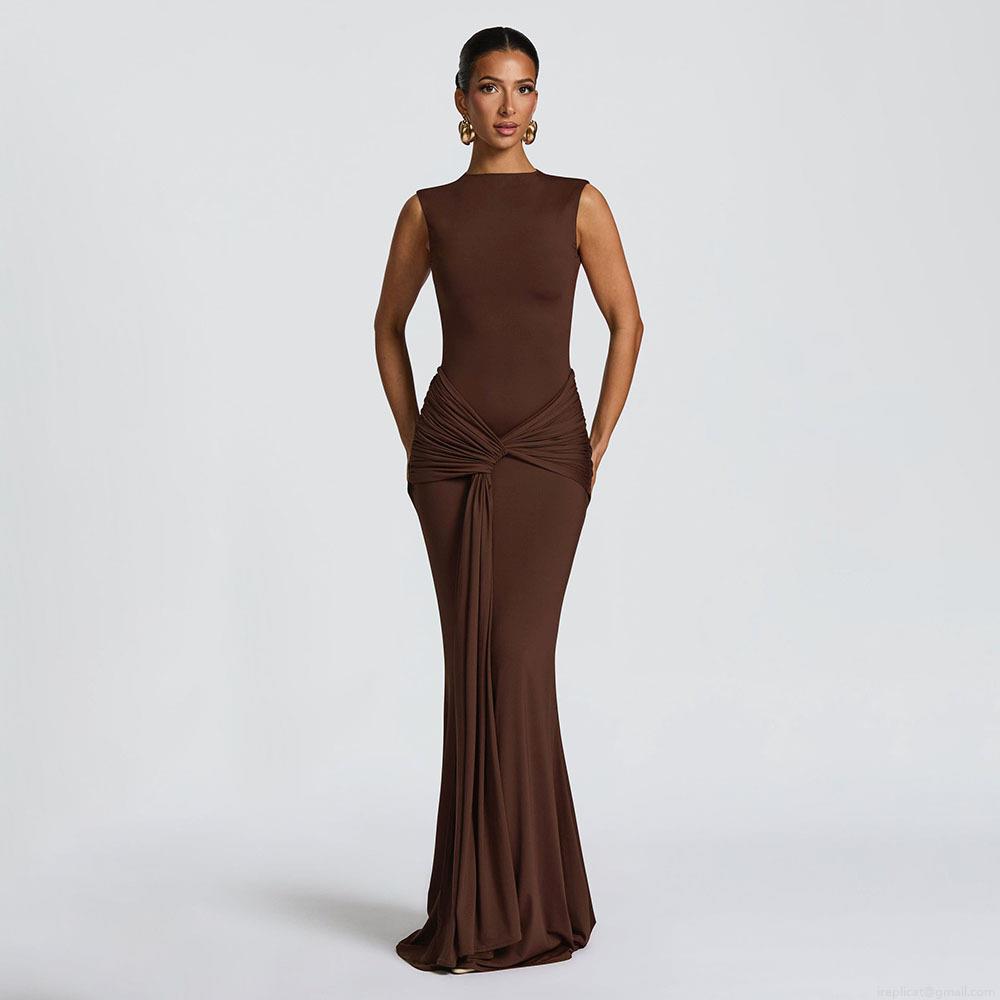 Women's Sexy Sleeveless Round Neck Maxi Dress Ruched Side Tie Bodycon Milk Silk Pleated Long Dress For Evening Party Elegant Slim Fit Autumn Floor Length Gown