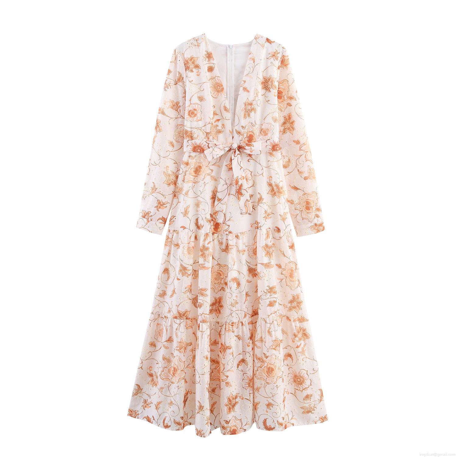 Women's V-Neck Long Sleeve Floral Maxi Dress Ethnic Vacation Style Embroidered Patchwork High Waist Belted Long Cake Dress For Holiday Party