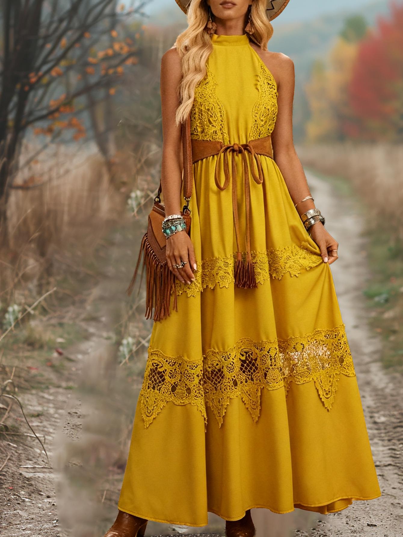Women's Bohemian Halter Neck Lace Patchwork Maxi Dress Sleeveless High Waist A-Line Ethnic Style Long Dress For Summer Vacation Party